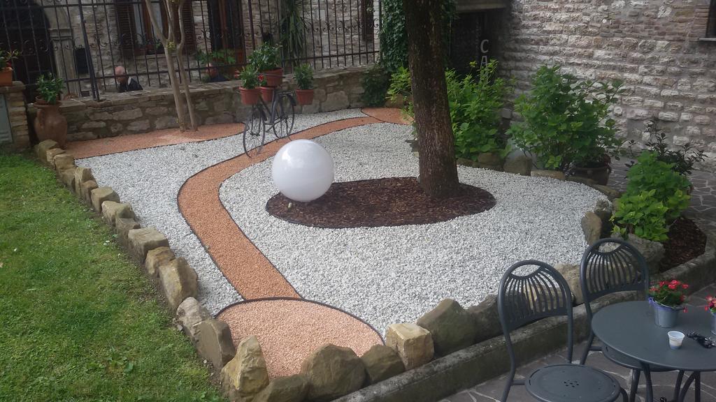 Residenza Di Via Piccardi Gubbio Exterior foto